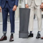 découvrez comment bien choisir et porter un pantalon de costume avec revers pour un look élégant et moderne. conseils pratiques et astuces mode inclus.